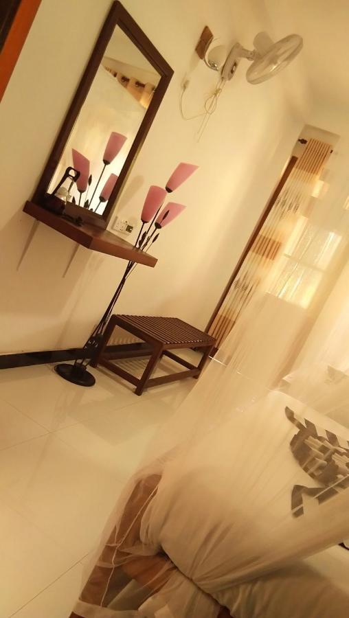 Marvellous Inn Ella Bagian luar foto