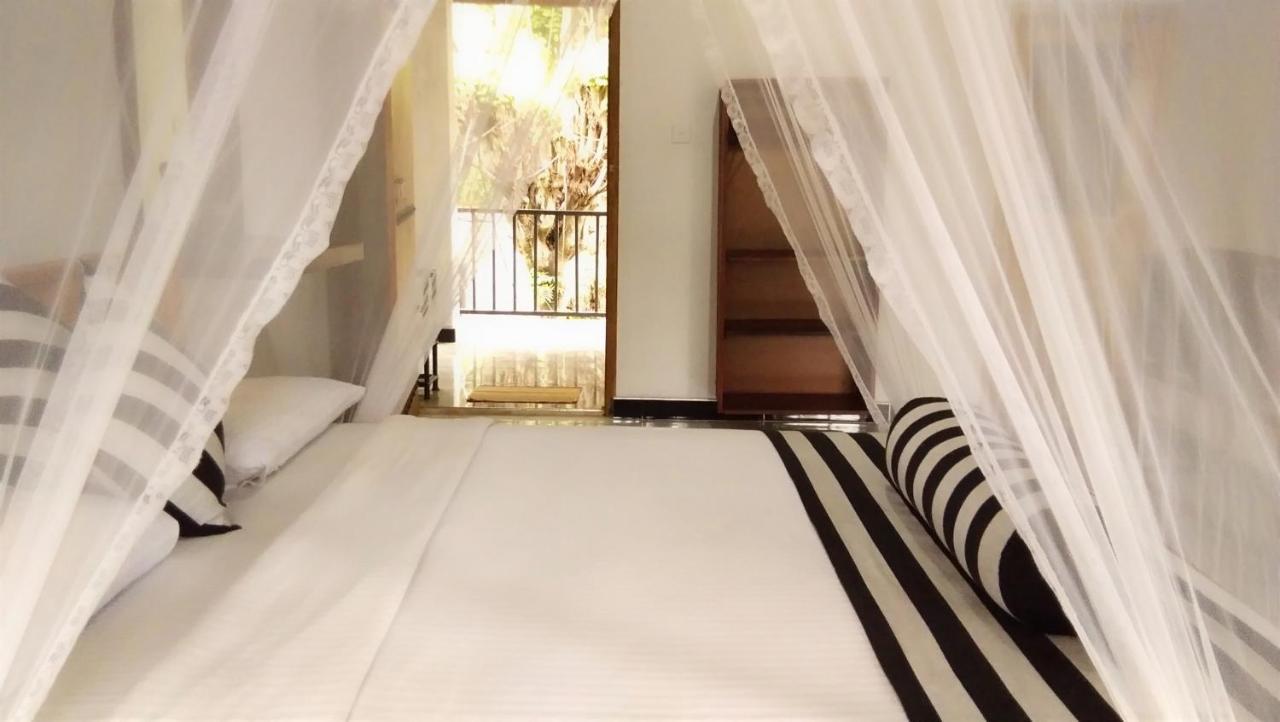 Marvellous Inn Ella Bagian luar foto
