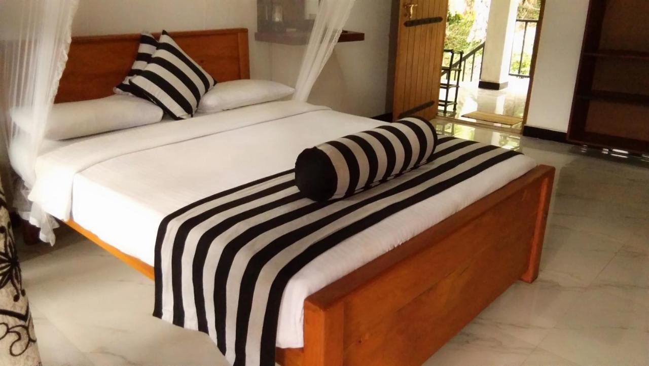 Marvellous Inn Ella Bagian luar foto