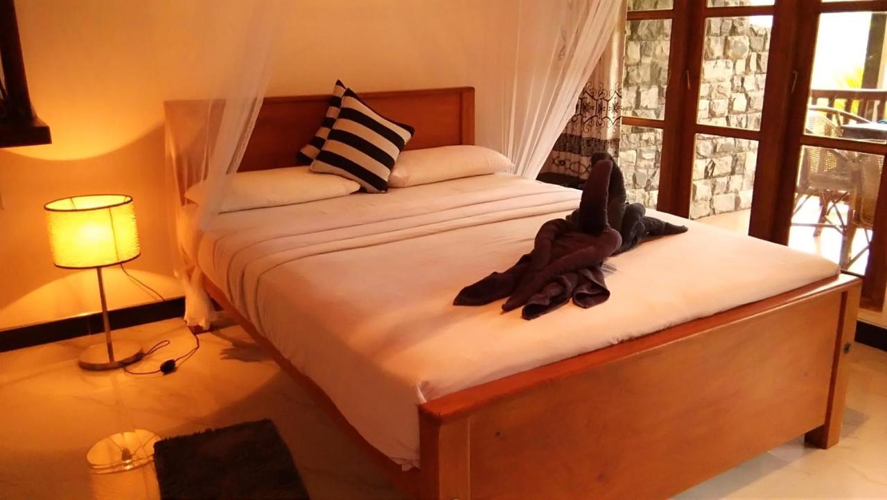 Marvellous Inn Ella Bagian luar foto
